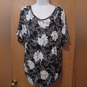 ANYDOLL Floral Print Ruched Sides Top